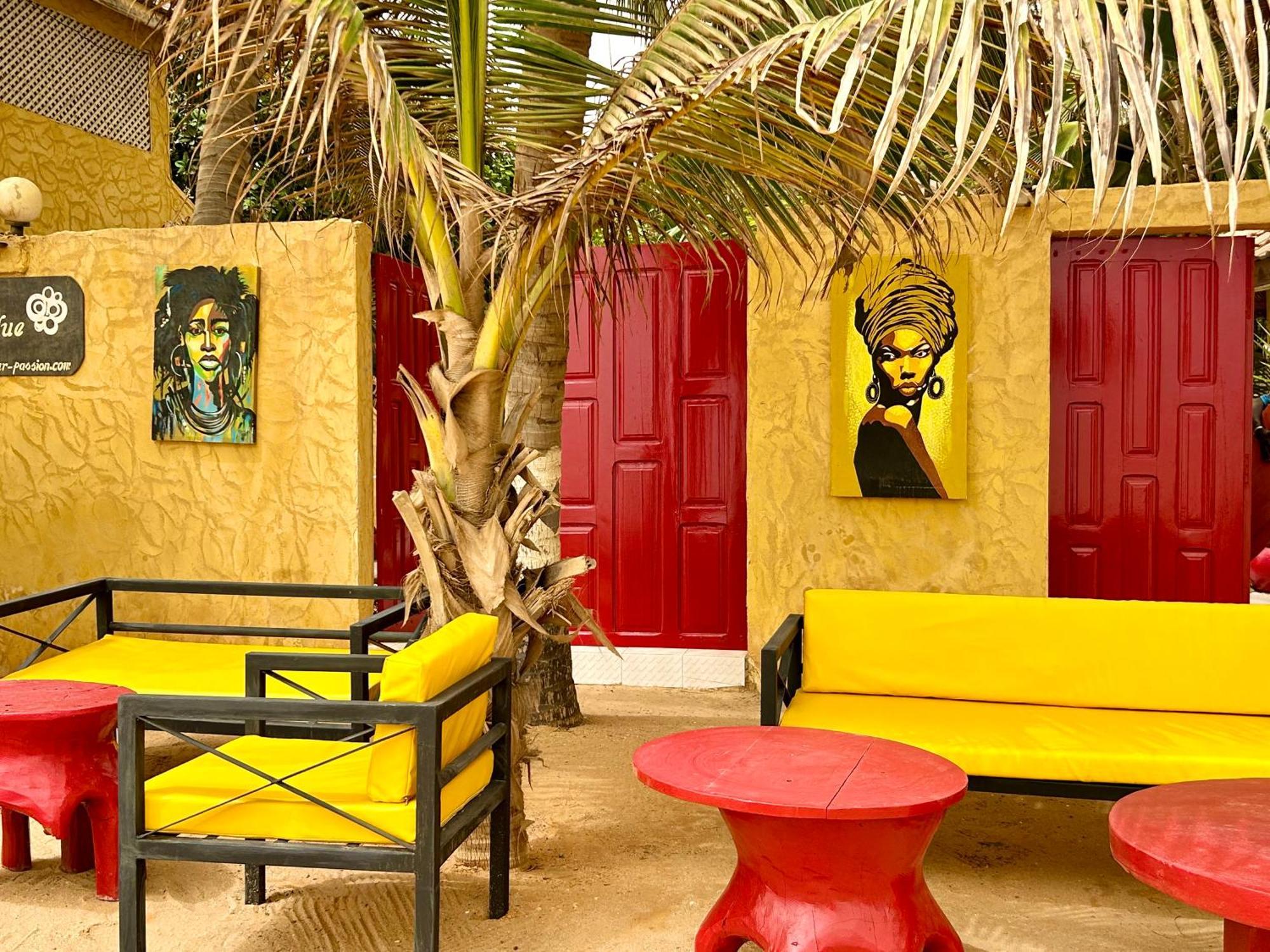 Maison Couleur Passion Nianing Exterior photo